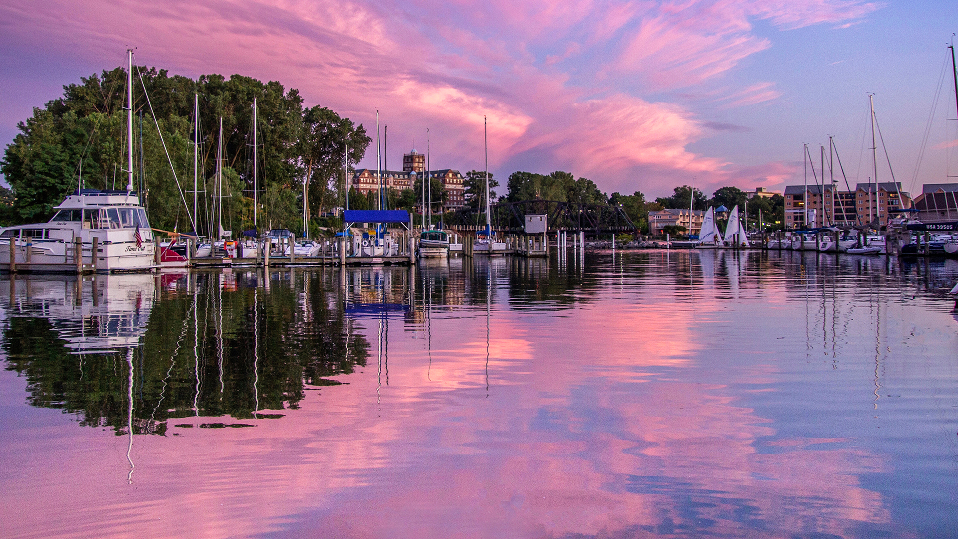 West Basin Marina – photo 3 of 5