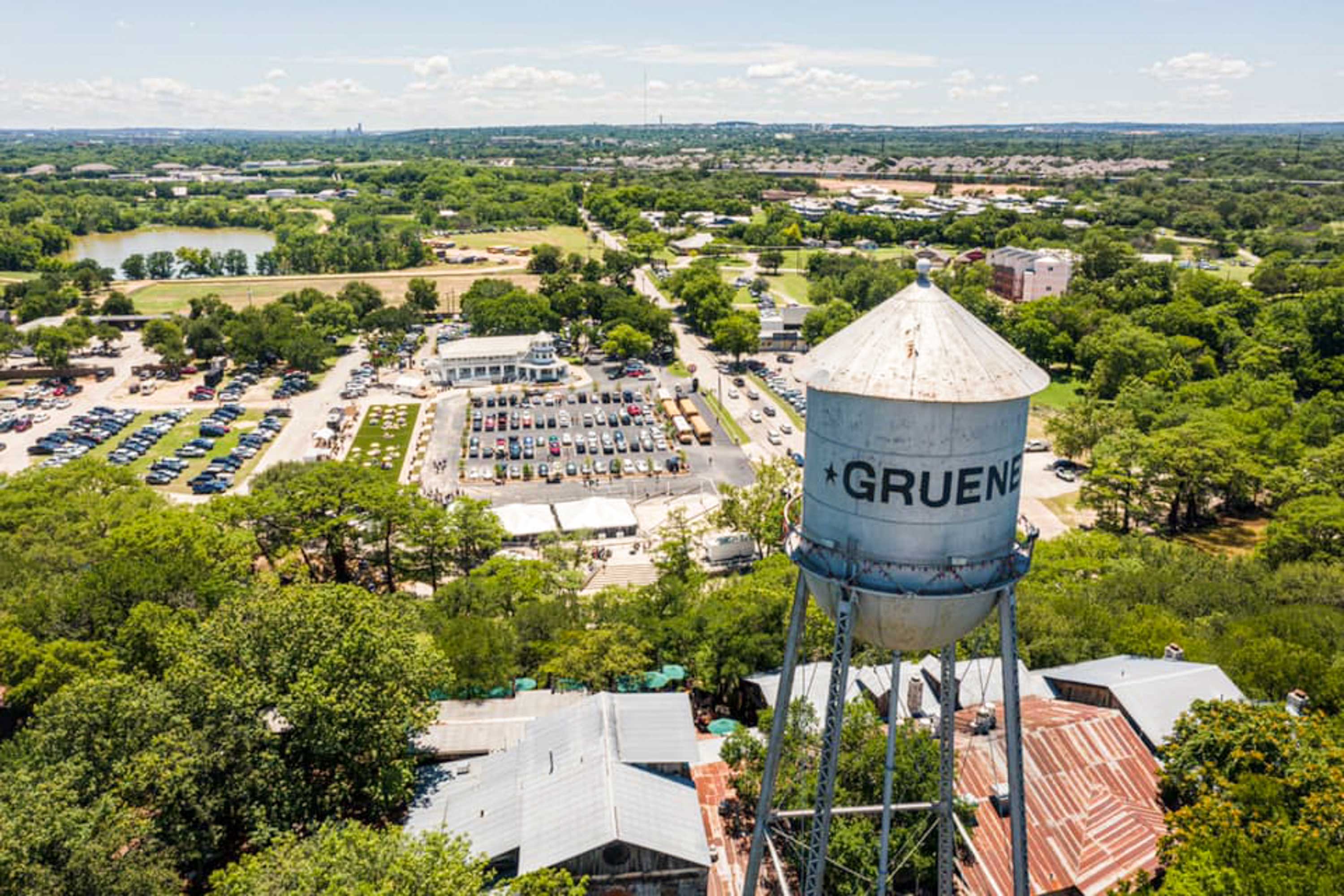 Rock En R Rockin' R River Rides - Gruene | Top Boat Rental in New Braunfels, TX