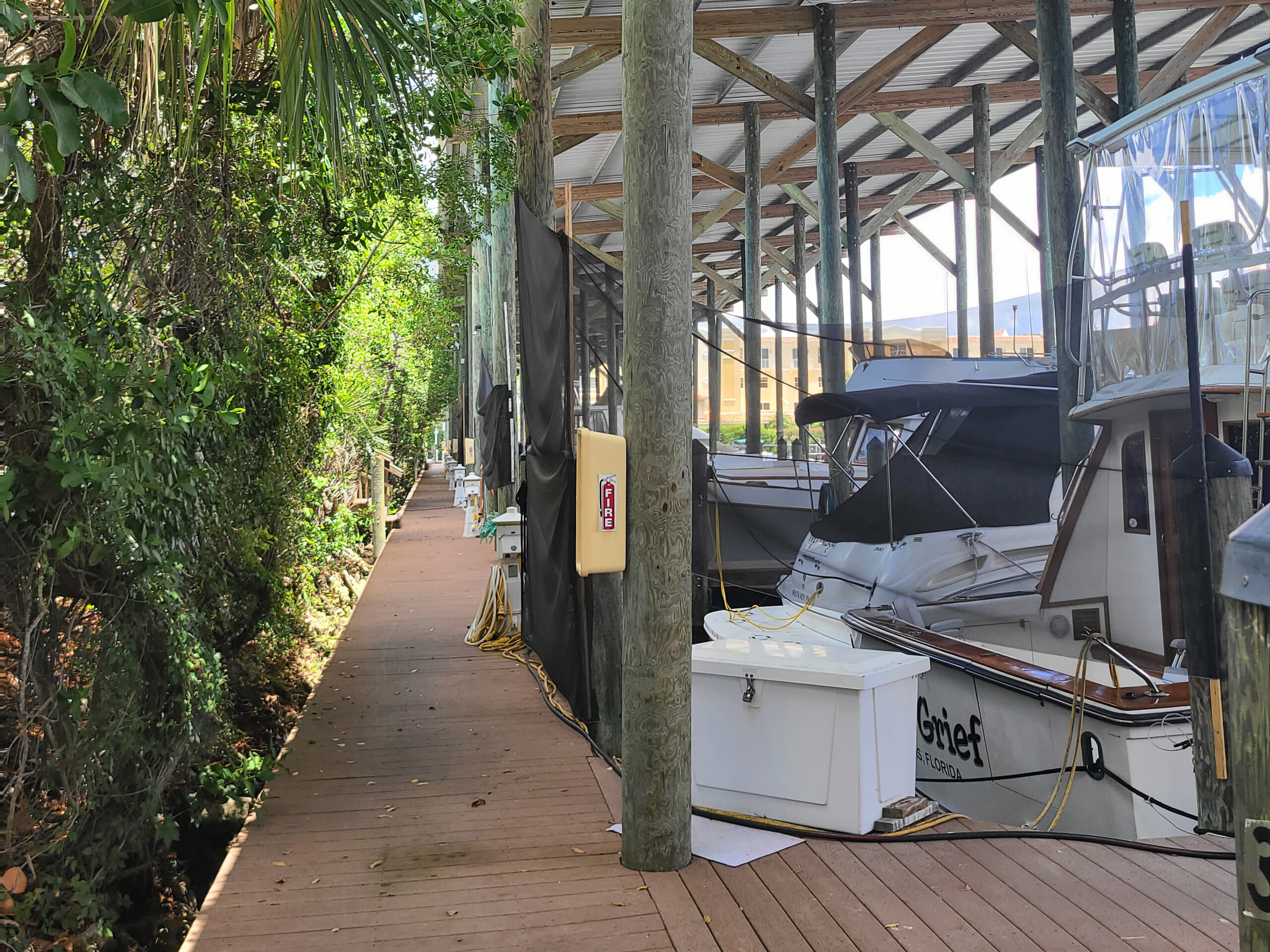 Casey Key Marina – photo 4 of 5
