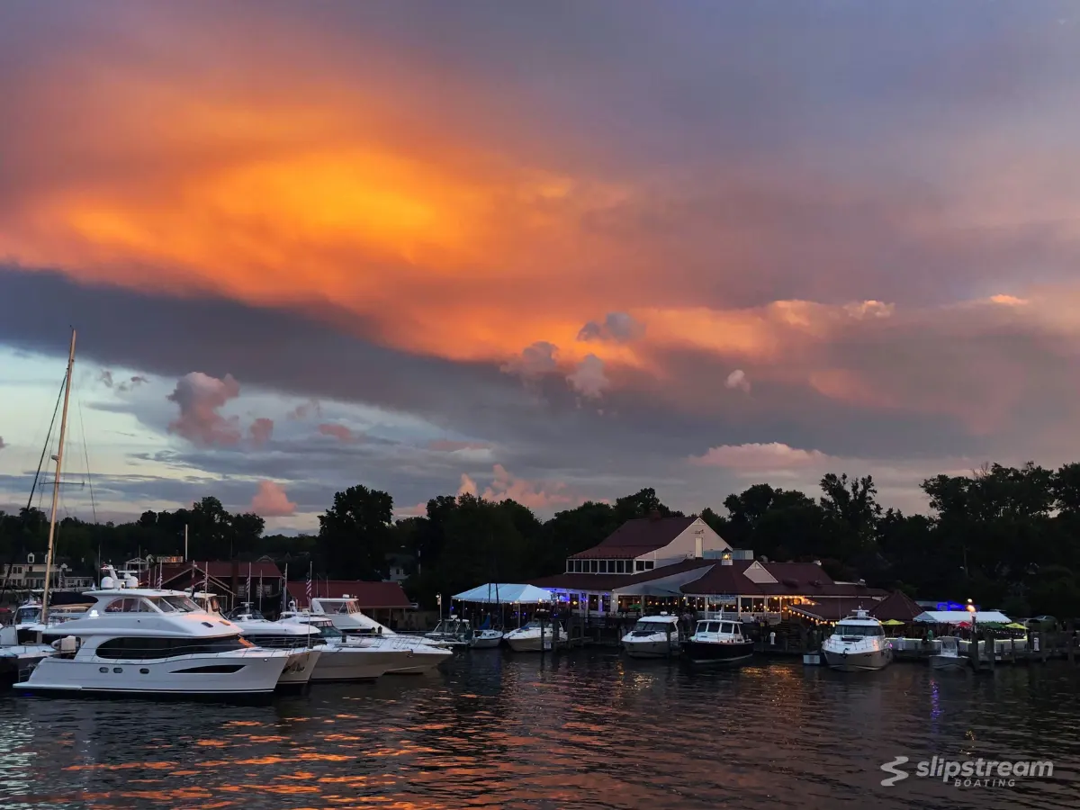 Table Rock Lake Pontoon Rentals – photo 4 of 5
