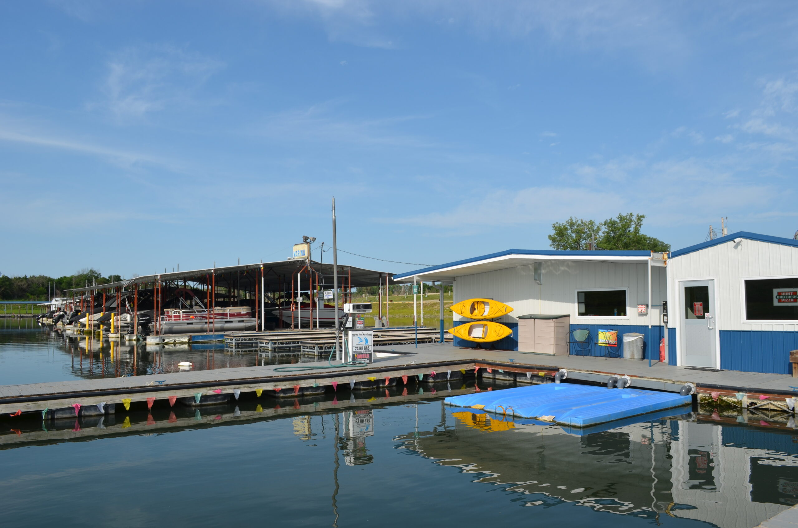 Thunderbird Marina and RV Resort – photo 3 of 5